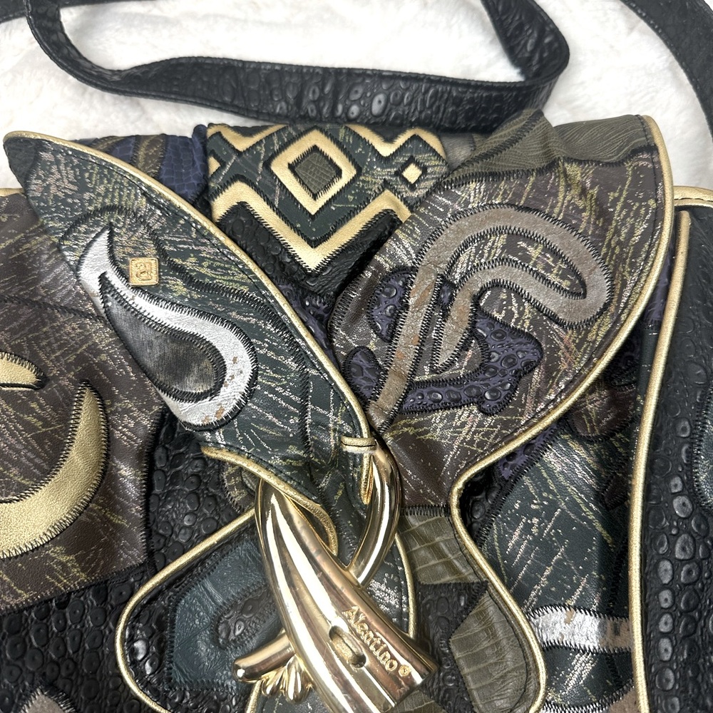 Incredibly Handcrafted With Multiple Different Ki… - image 1